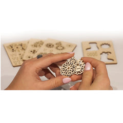 U-Fidget Gearsmas Ornaments Model Kit